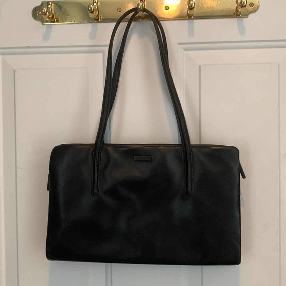 Francesco Biasia black leather bag.